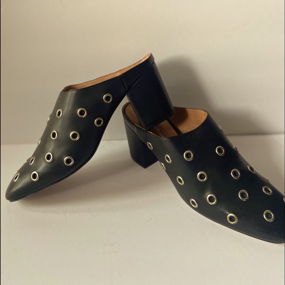 Women shoes